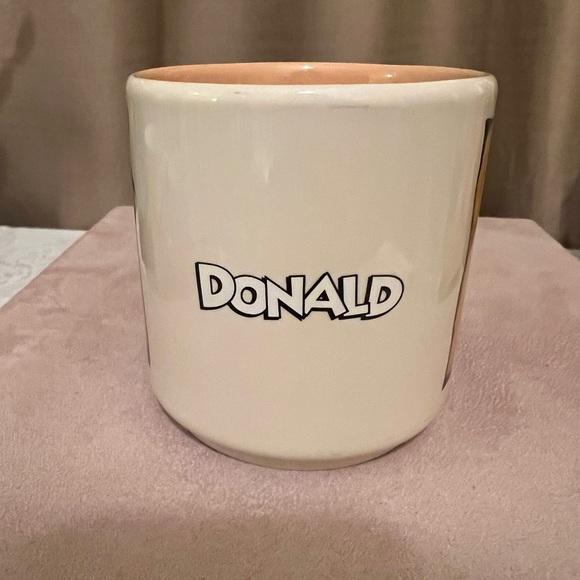 Vintage Disney Donald Duck Blue and Cream Mug EUC - Picture 3 of 5